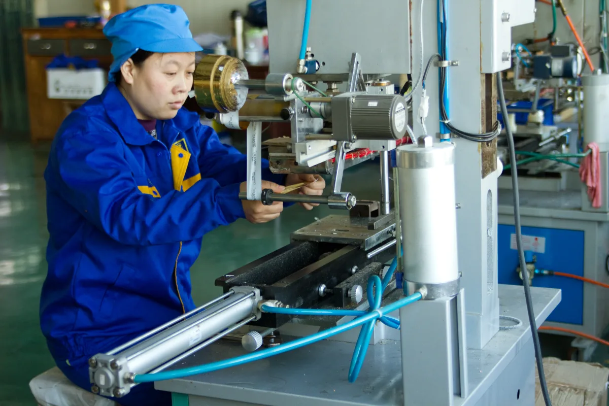 Printing (Silk Screen ，Hot Stamping)-Finishing & Decoration Capabilities